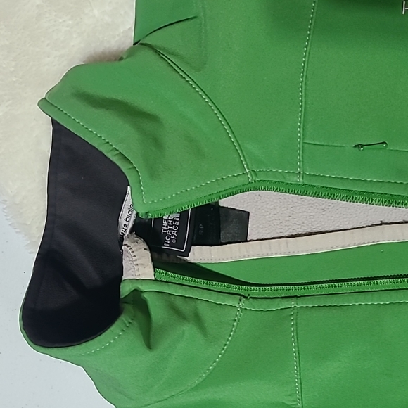 The North Face Womens Coat - Picture 2 of 11